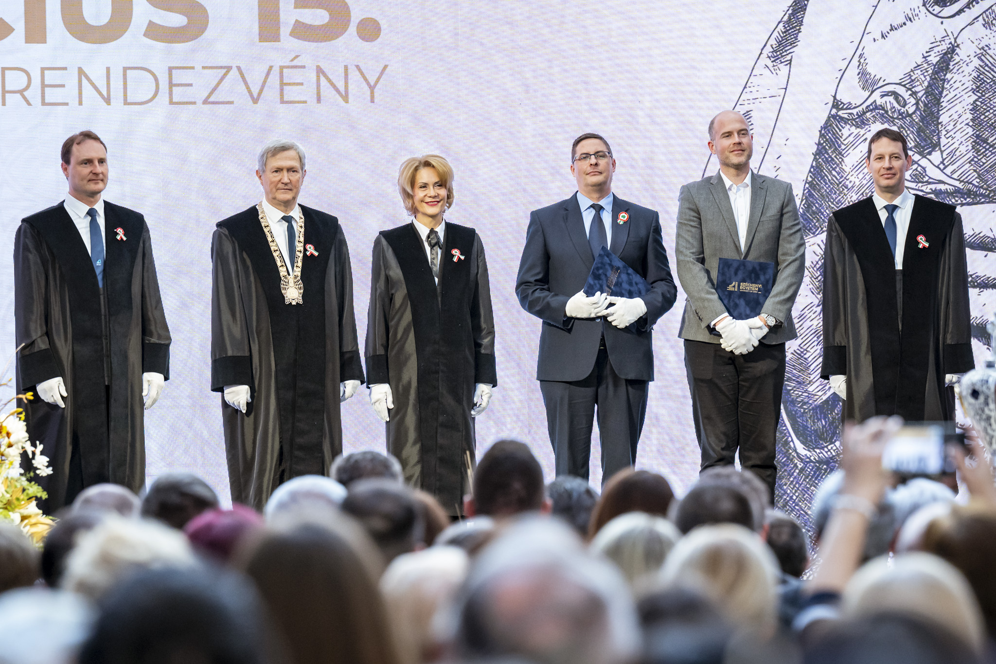 Gallery of award recipients: The ceremony also provided an opportunity to present the prestigious recognitions of Széchenyi István University. (Photo: András Adorján, Gergely Nagy / Széchenyi István University)
